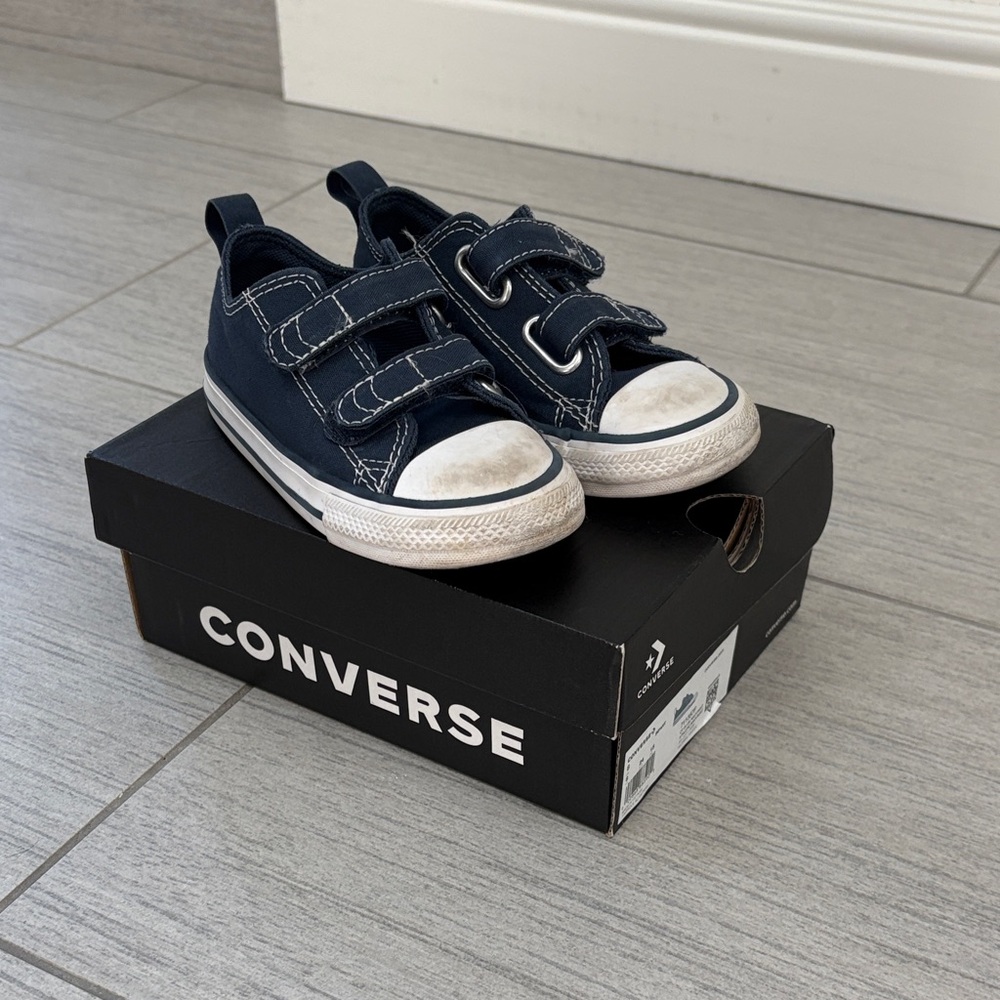Converse Kids Dark Blue Velcro Sneakers